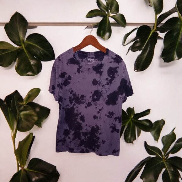 Express ★ Men's Graphic Tee - Tsunami Tie-Dye Logo Design - Picture 5 of 5